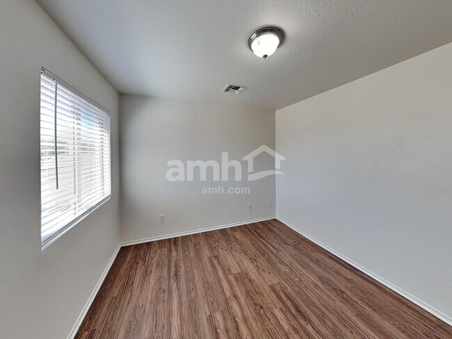 Building Photo - 17248 W Marshall Ln