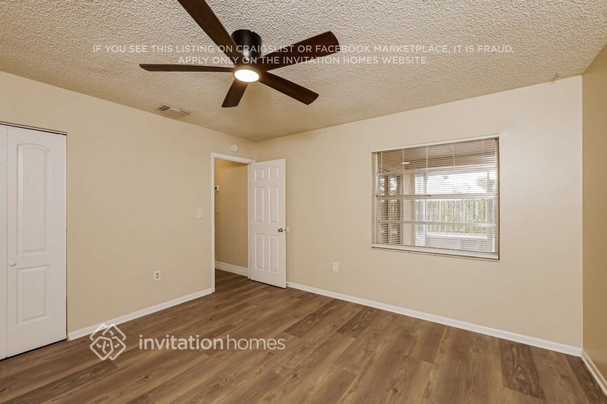 Building Photo - 6572 NW 197th Ln