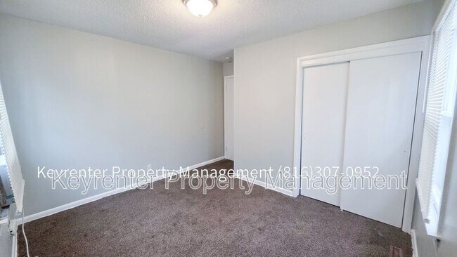 Building Photo - 5614 Indiana Ave