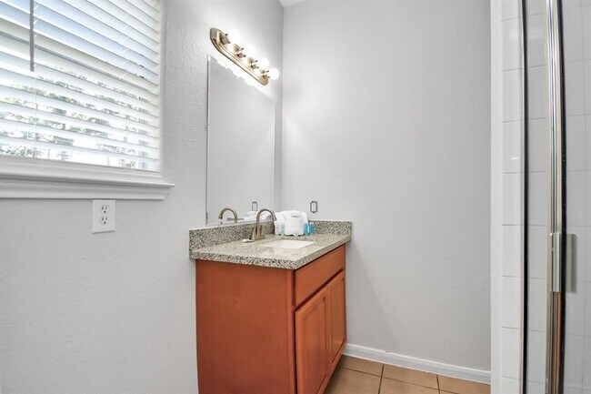 Building Photo - 8106 Rhobell St