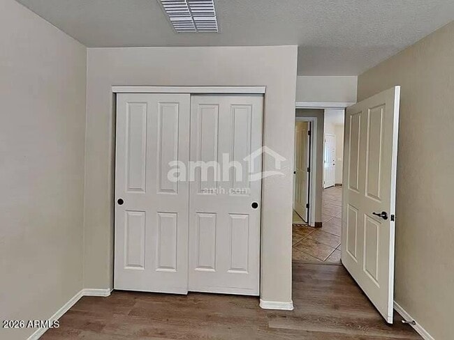 Building Photo - 6380 E Butte Stone Dr
