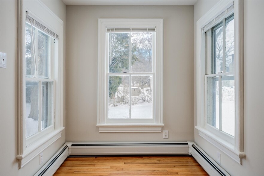 Building Photo - 6 Orchard St