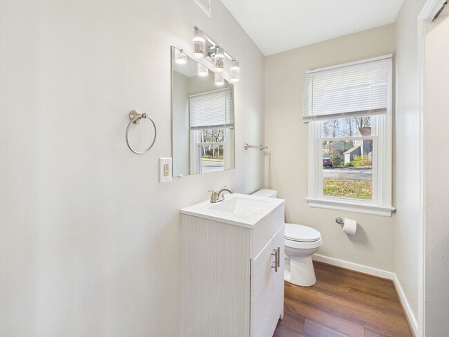 Building Photo - 12024 Lockett Ridge Ave