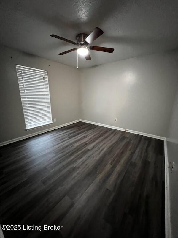 Building Photo - 5505 Baywood Dr