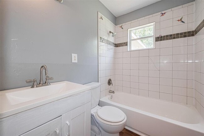 Building Photo - 6527 Kernel St