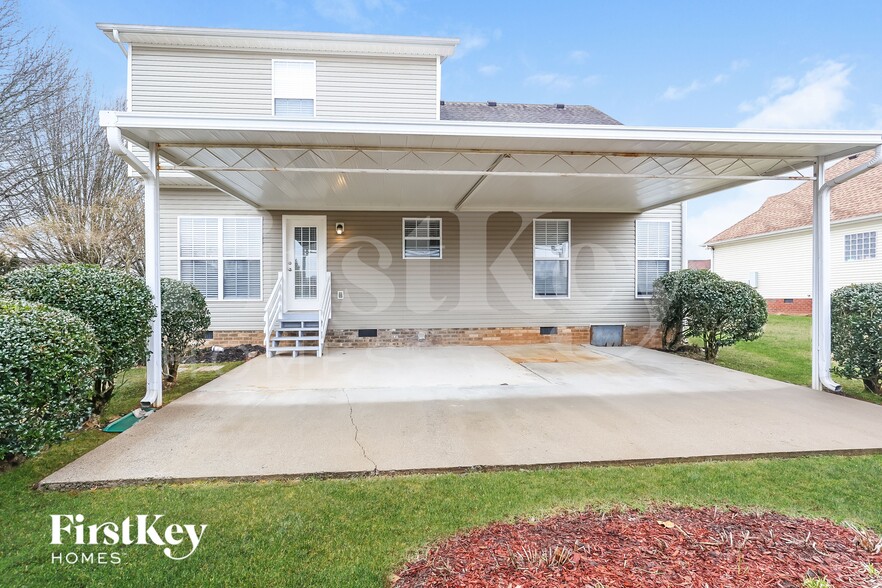 Building Photo - 837 Manderlay Way