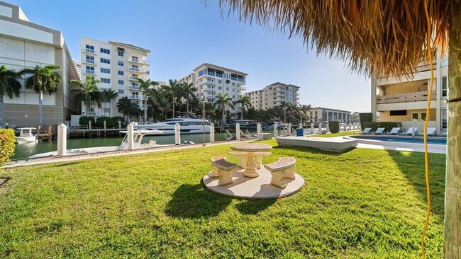 Building Photo - 1700 SE 15th St