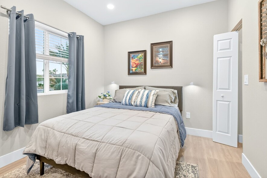 Building Photo - 5896 Angelic Dreams Ct
