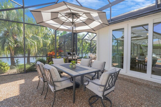 Building Photo - 8951 SE Marina Bay Dr