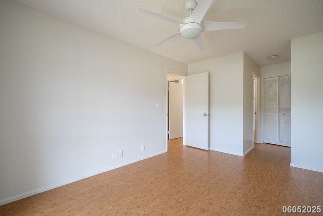 Building Photo - $2700 / 2 BED / 1 BATH IN WAIPIO