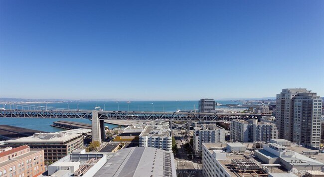 Building Photo - 301 Main St