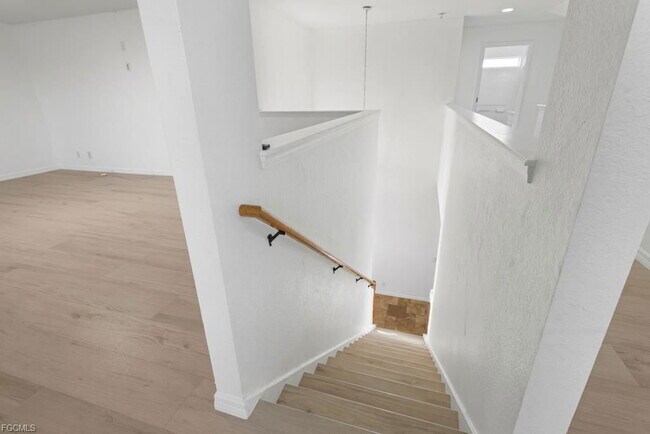 Building Photo - 2800 Amberwood Ln