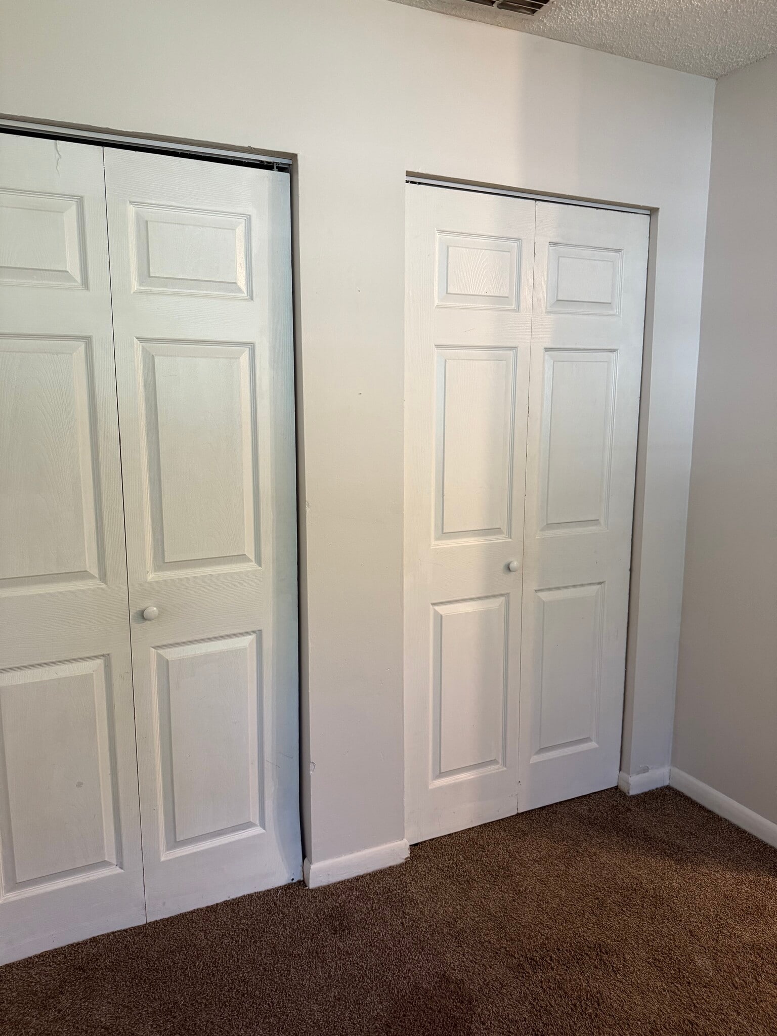 Fresh Closets - 6972 Bernay Ave