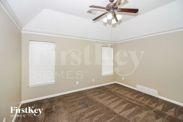 Building Photo - 10148 Cross Valley Dr