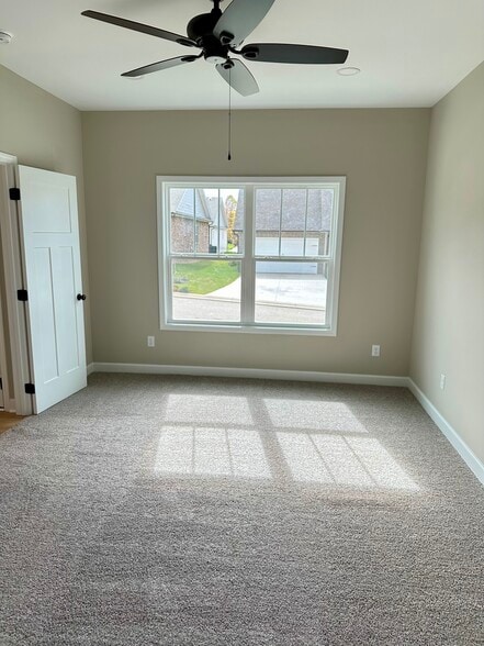 Building Photo - 1409 Brook Hill Dr
