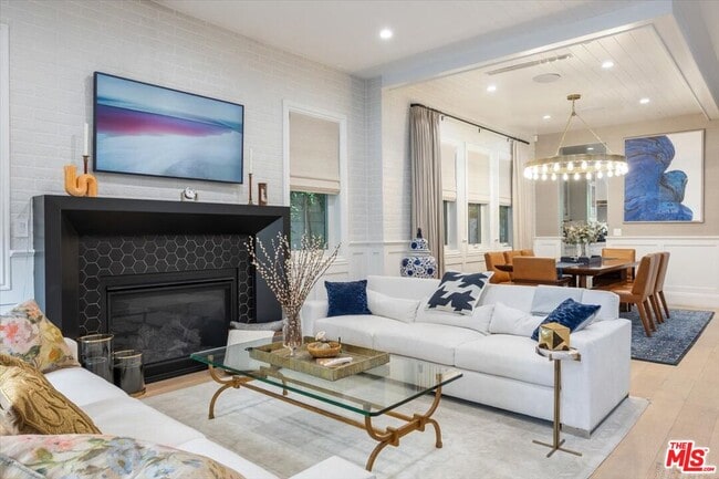 Building Photo - 4225 Alcove Ave