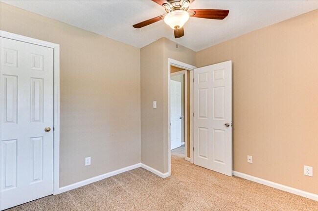 Building Photo - Home for Rent - 139 Spring Lakes Drive