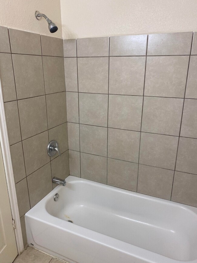 Building Photo - 18635 Bridoon Dr