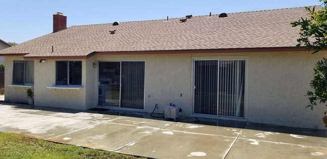 Building Photo - 11261 Cochran Ave