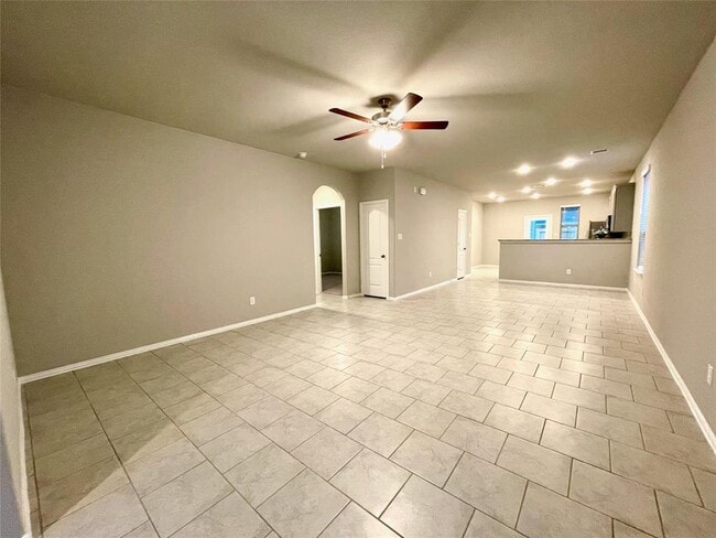 Building Photo - 31326 Spotted Saddle Hollow