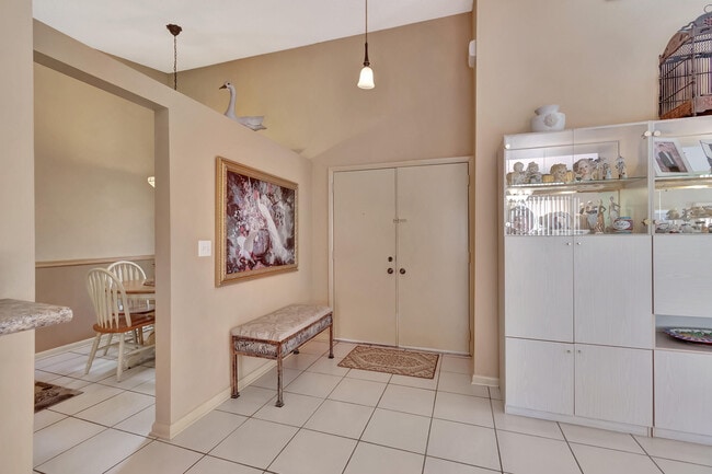 Building Photo - 5760 Piping Rock Dr