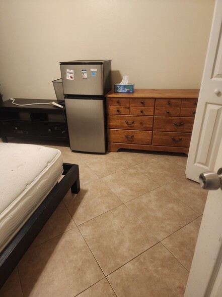 Building Photo - 8029 Elmstone Cir