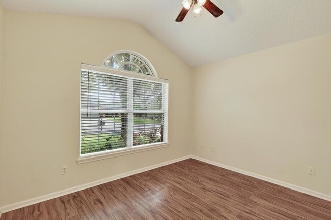 Building Photo - 1727 Canopy Oaks Dr