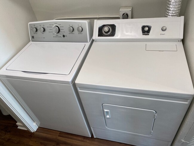 Building Photo - 3BR/1.5BA - Wailuku Park Townhouse