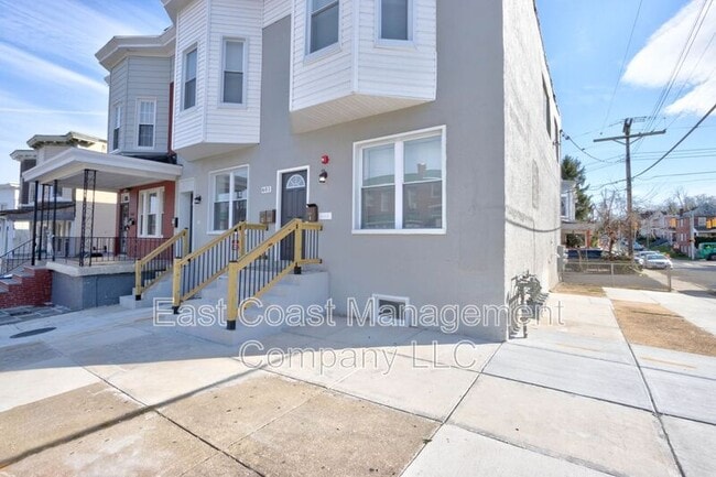 Building Photo - 601 Richwood Ave