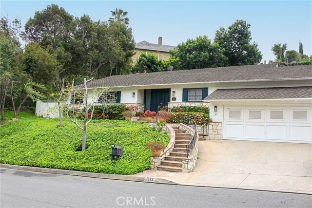 Building Photo - 1079 Marilyn Dr