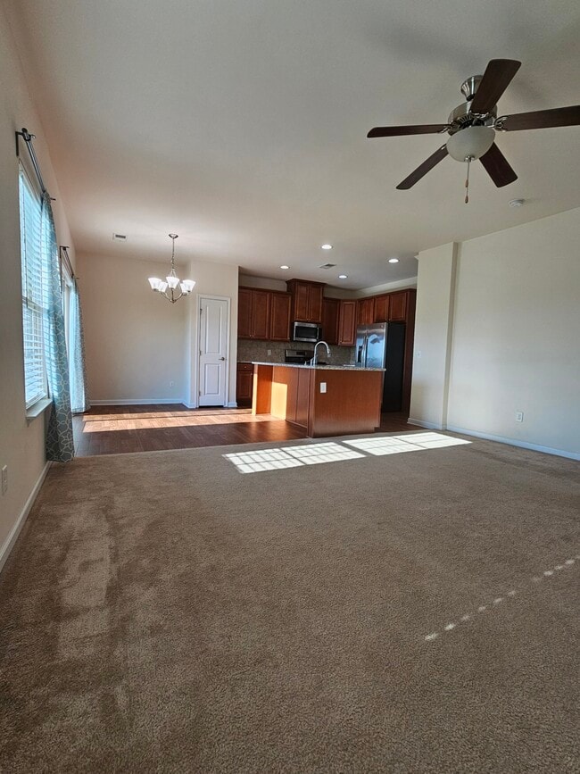 Building Photo - 308 Corday Ln