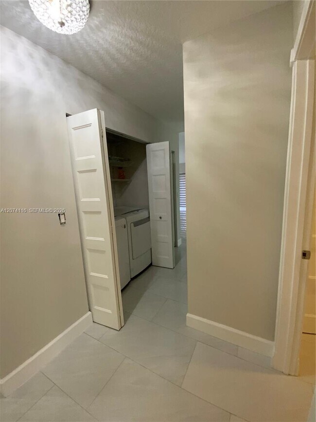 Building Photo - 30162 SW 159th Ave