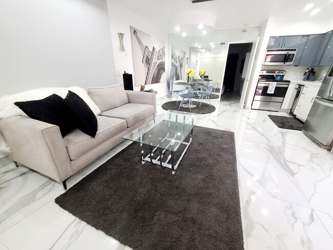 Building Photo - 464 S Calle Encilia