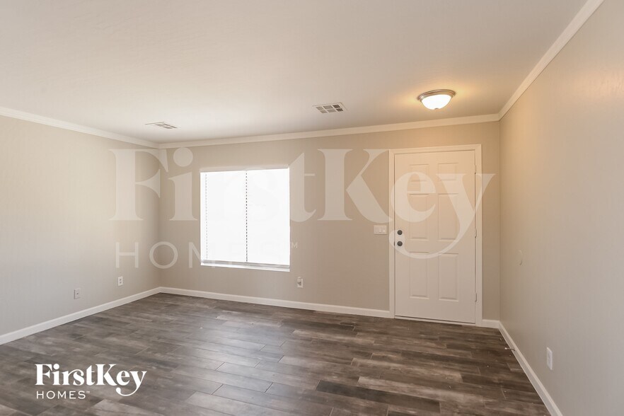 Building Photo - 28590 N Obsidian Dr