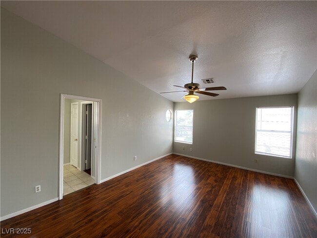 Building Photo - 8009 Festivity Cir