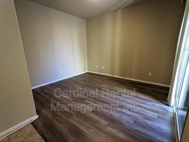 Building Photo - 5049 Mosaic Ct