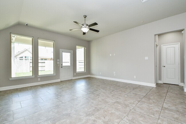 Building Photo - 15330 Ashbrook Dove Ln