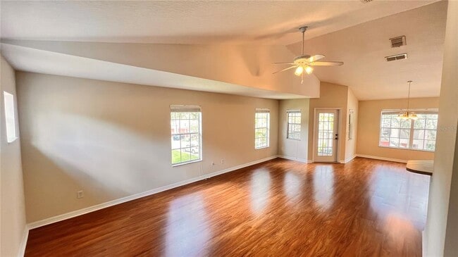 Building Photo - 3658 Oakdale Cir