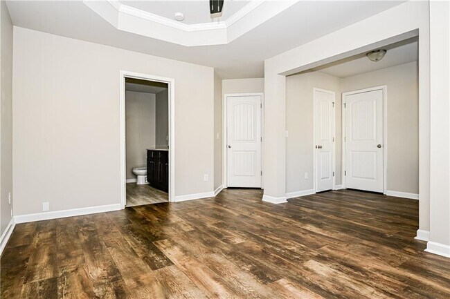 Building Photo - 2347 Castle Keep Way