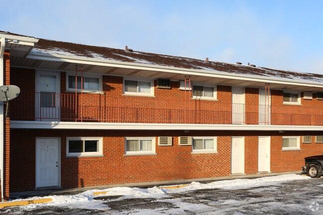 Building Photo - Dover Pointe Condos