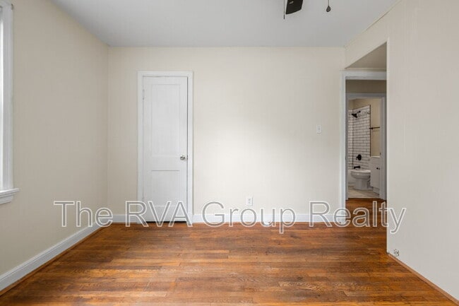 Building Photo - 819 Boroughbridge Rd