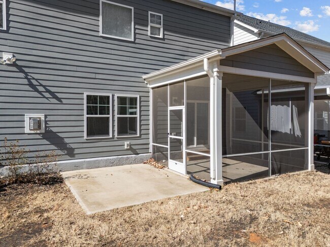 Building Photo - Modern 5-Bed, 4-Bath Family Home with Garage & Pool Access – Devon Square