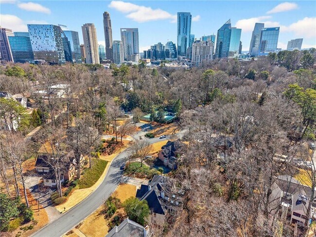 Building Photo - 3642 Mayfair Rd NE