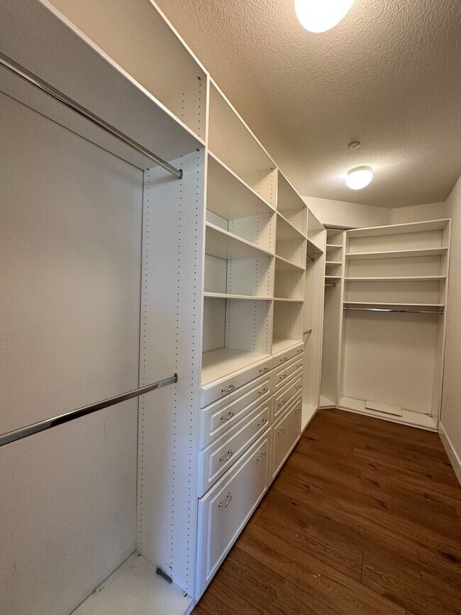 Building Photo - 16791 Wanderly Ln