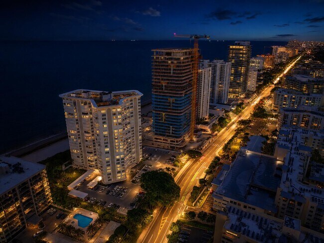 Building Photo - 1340 N Ocean Blvd