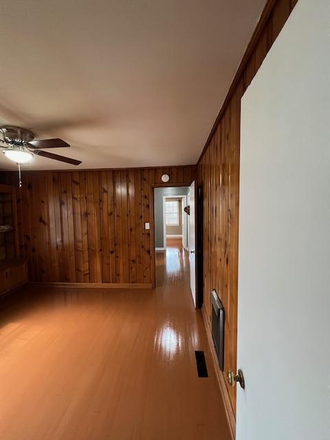 Building Photo - 3600 Lakewood Rd NW