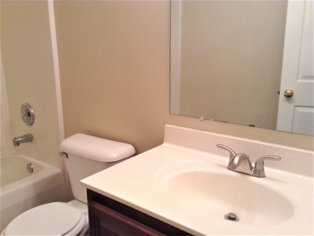 Building Photo - 6297 Satin Wood Dr