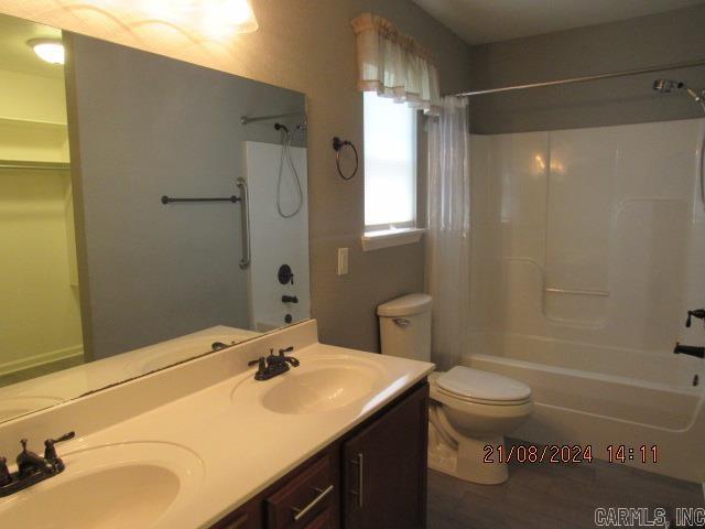 Building Photo - 1645 Sweetspire Dr