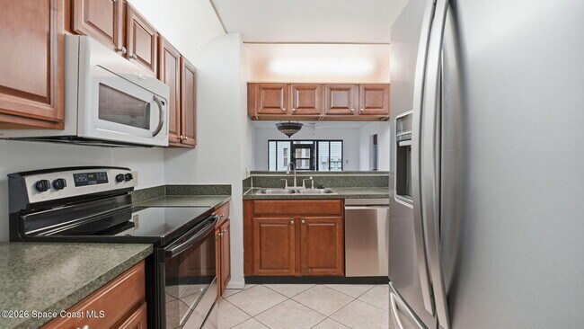 Building Photo - 1725 Harrison St