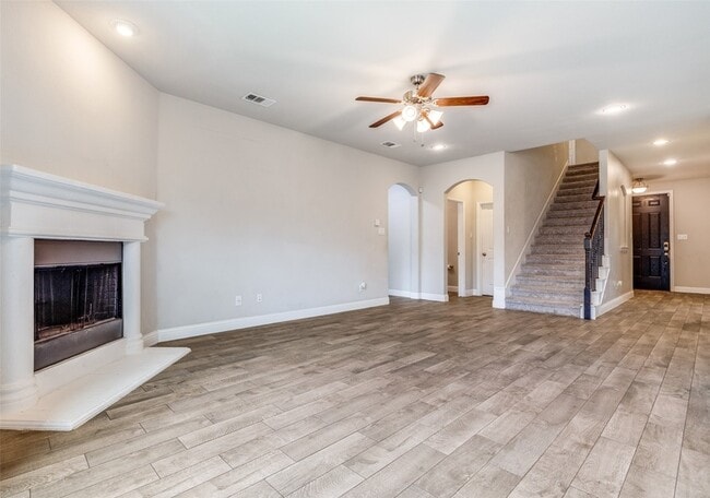 Building Photo - 16333 Amistad Ave